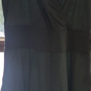 Super cute and comfy green sleeveless summer romper. Size small from Shein